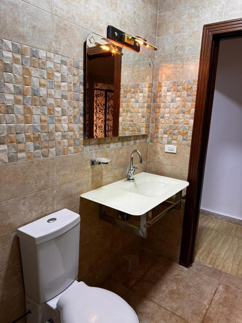 Luxurious In New Near Cfc Shopping Mall For Families Only