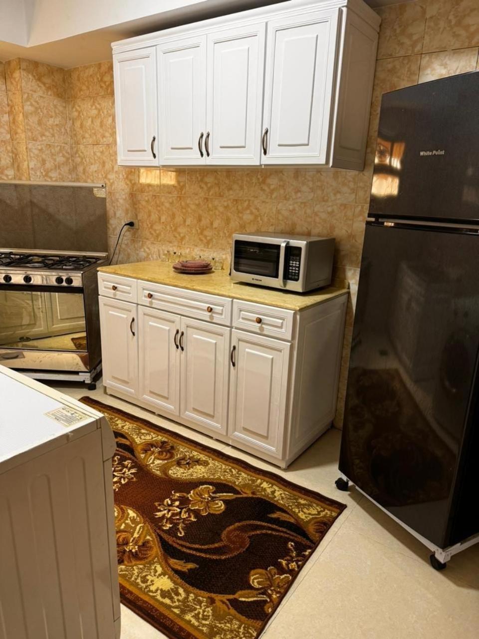 Apartment Luxurious In New Near Cfc Shopping Mall For Families Only